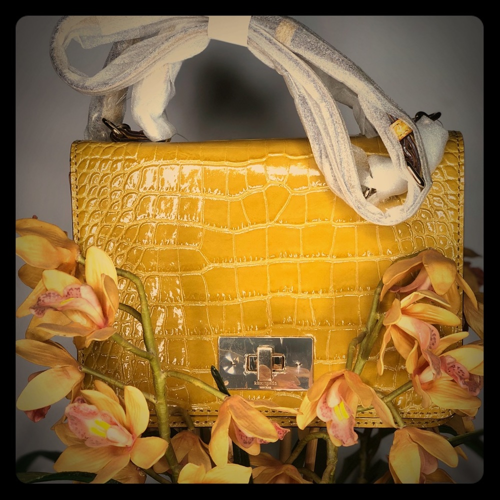 Kate Spade Chambers Street Carlyle Bag in Dijon